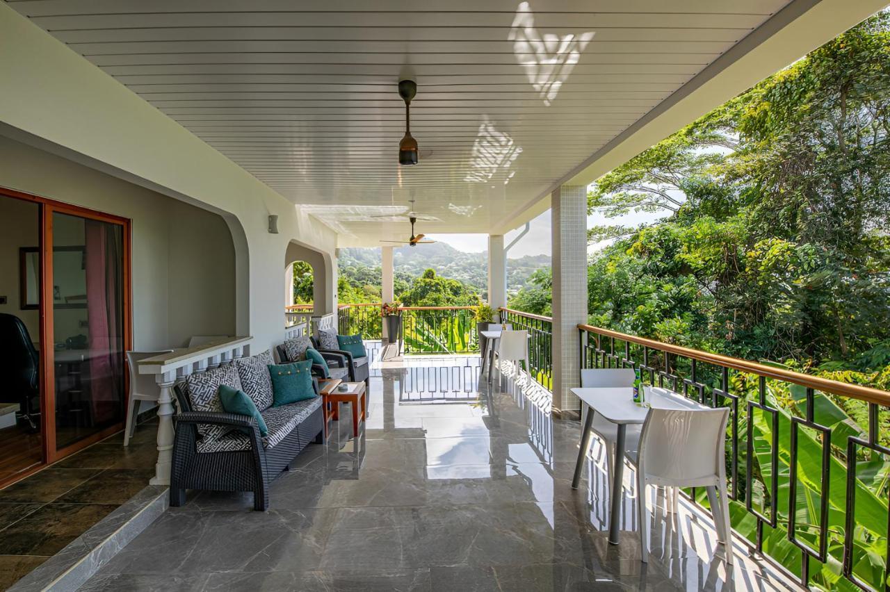 Maison D'Aaryan Anse aux Pins エクステリア 写真